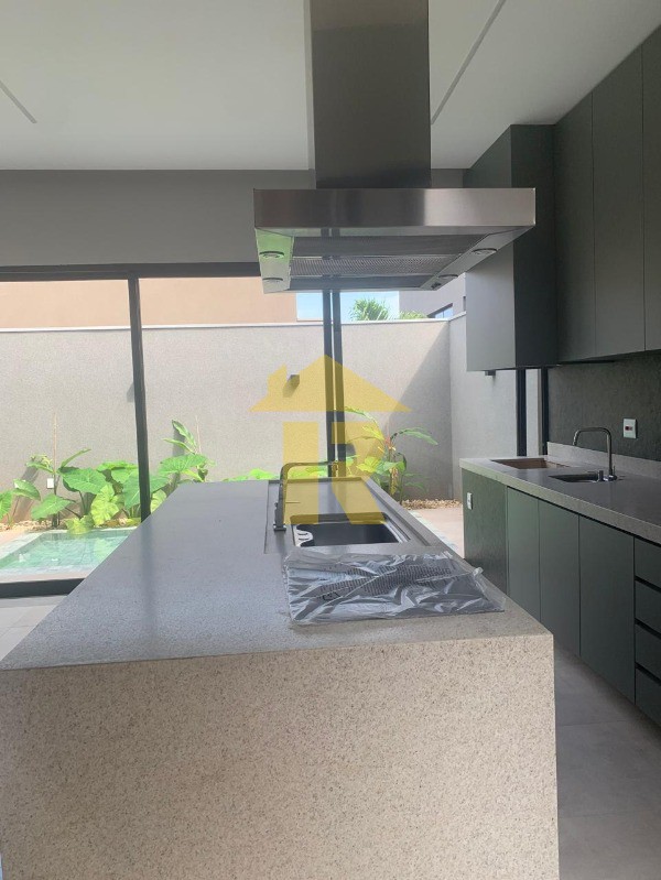 Casa de Condomínio com 3 quartos à venda, 206m² — foto 14 de 26