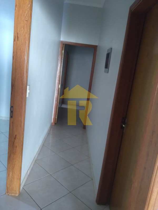 Casa com 2 quartos à venda, 300m² — foto 18 de 29
