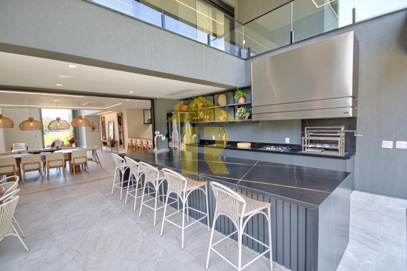 Casa com 6 quartos à venda — foto 79 de 95