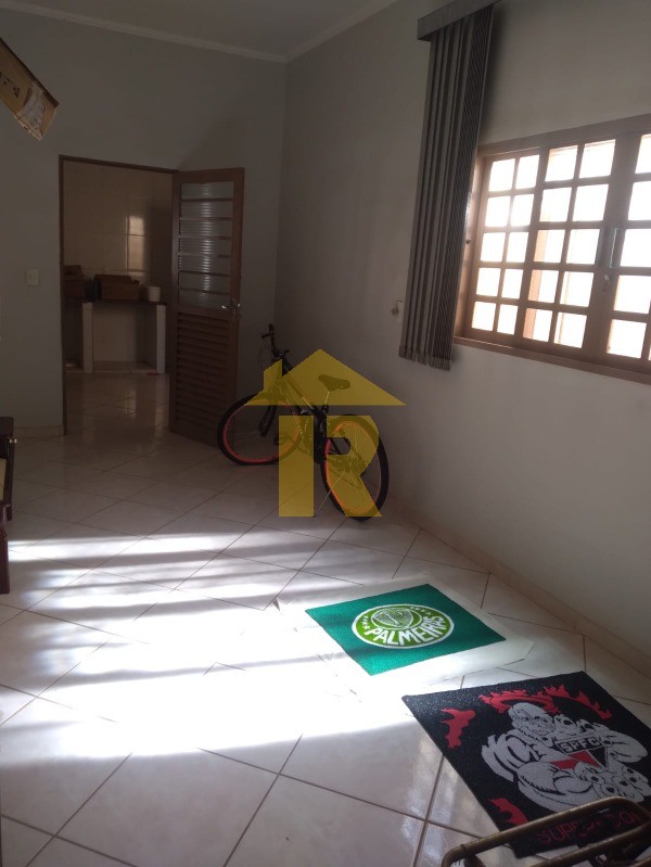 Casa com 2 quartos à venda, 300m² — foto 17 de 29