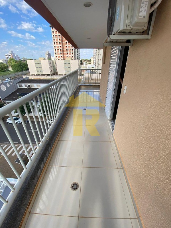 Apartamento com 2 quartos à venda, 74m² — foto 1 de 29