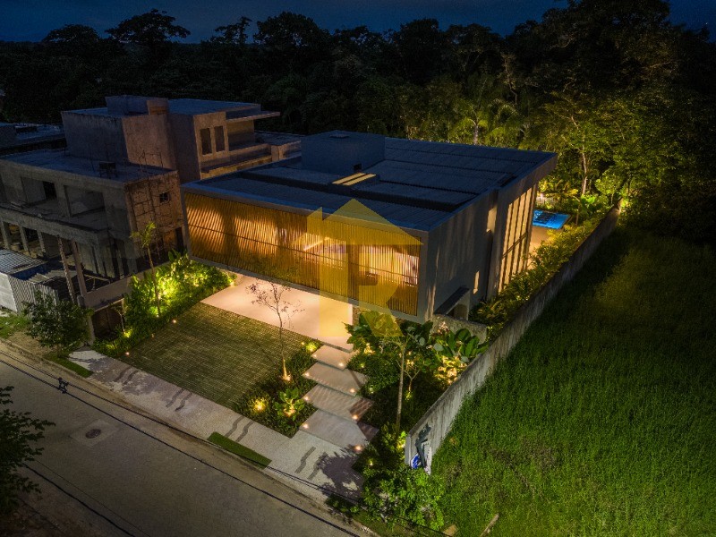 Casa de Condomínio com 7 quartos à venda — foto 133 de 136