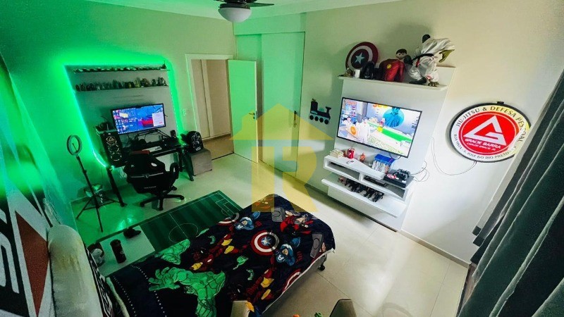 Casa de Condomínio com 4 quartos à venda, 560m² — foto 17 de 40