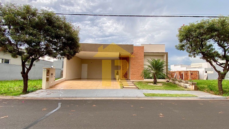 Casa de Condomínio com 3 quartos à venda, 179m² — foto 2 de 27