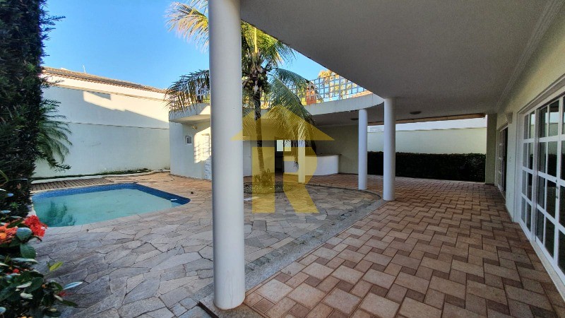 Casa de Condomínio com 4 quartos à venda e aluguel, 446m² — foto 24 de 58