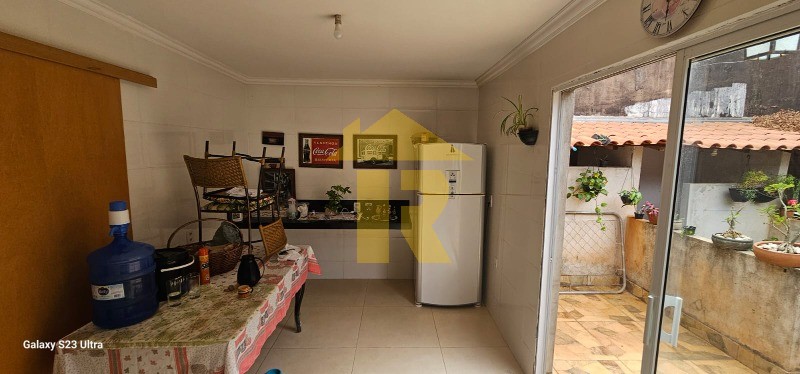Casa com 2 quartos à venda, 120m² — foto 9 de 15
