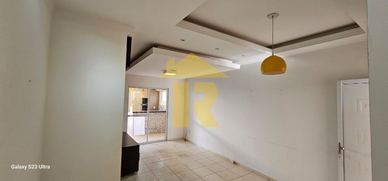 Casa de Condomínio com 3 quartos à venda e aluguel, 120m² — foto 3 de 39