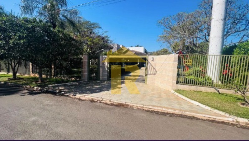 Casa de Condomínio com 5 quartos à venda e aluguel, 600m² — foto 3 de 30