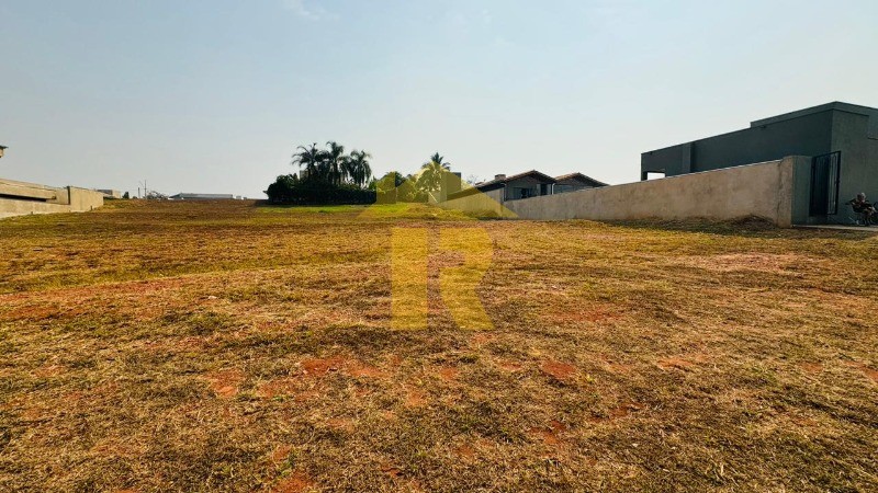 Terreno / Lote / Condomínio  à venda, 1000m² — foto 2 de 10