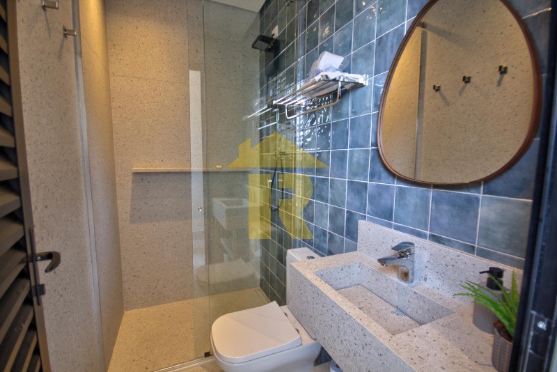 Casa com 6 quartos à venda — foto 65 de 95