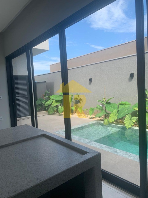 Casa de Condomínio com 3 quartos à venda, 206m² — foto 16 de 26