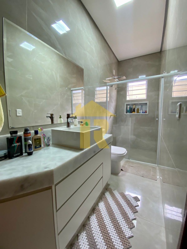 Casa de Condomínio com 3 quartos à venda, 179m² — foto 13 de 27