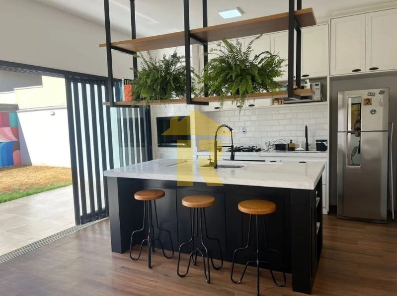 Casa de Condomínio com 3 quartos à venda, 135m² — foto 4 de 10