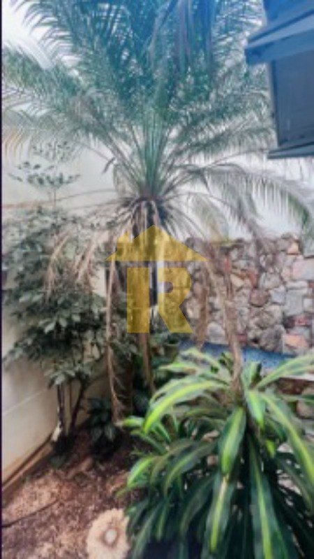 Casa de Condomínio com 5 quartos à venda e aluguel, 600m² — foto 18 de 30