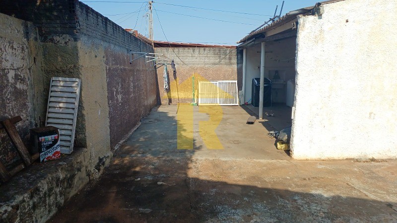 Casa com 2 quartos à venda, 65m² — foto 9 de 11