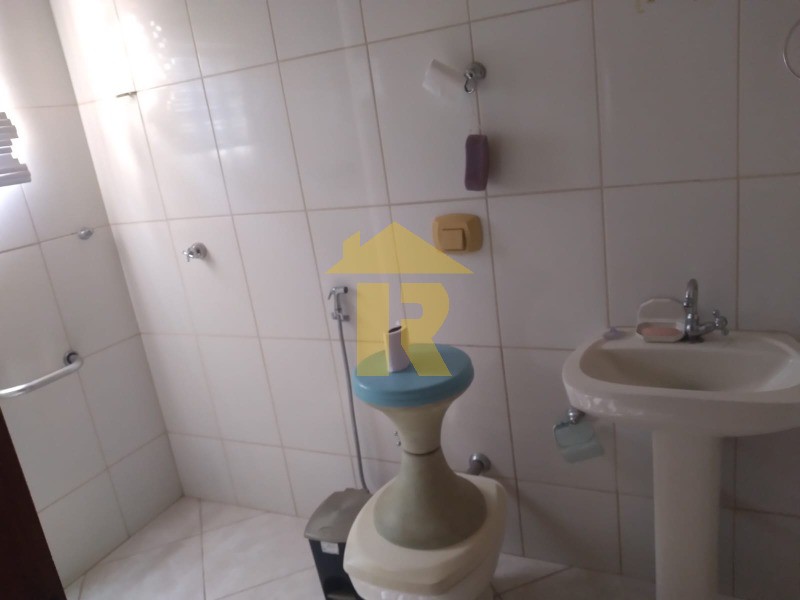 Casa com 2 quartos à venda, 300m² — foto 22 de 29