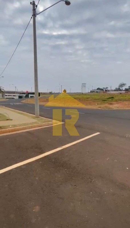 Terreno / Lote / Condomínio  à venda, 296m² — foto 3 de 22
