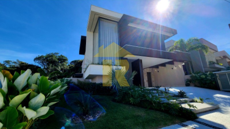 Casa de Condomínio com 6 quartos à venda, 370m² — foto 1 de 25