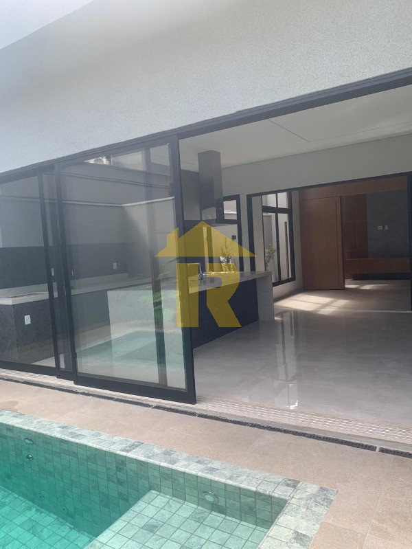 Casa de Condomínio com 3 quartos à venda, 206m² — foto 18 de 26