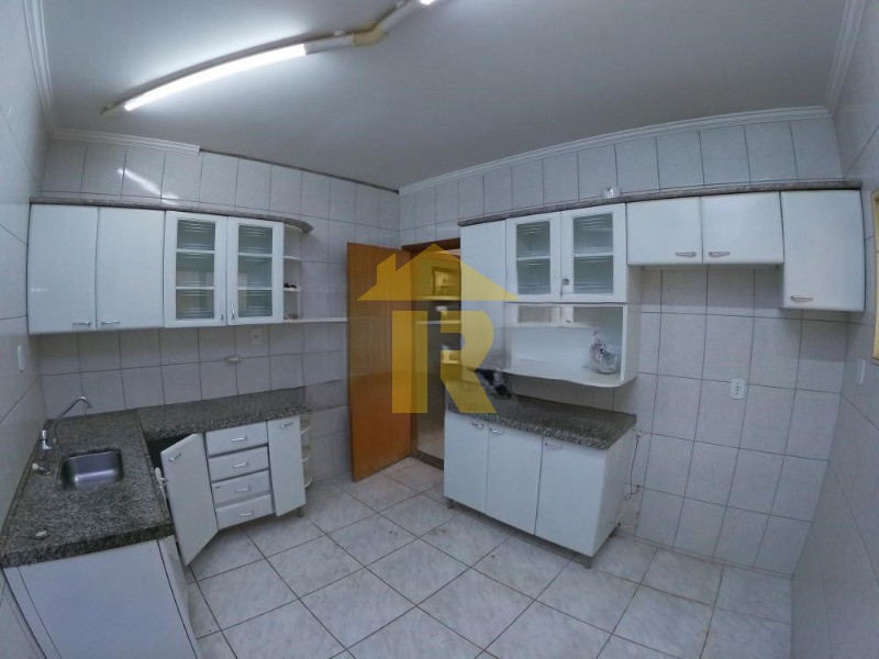 Apartamento com 3 quartos à venda, 100m² — foto 18 de 21