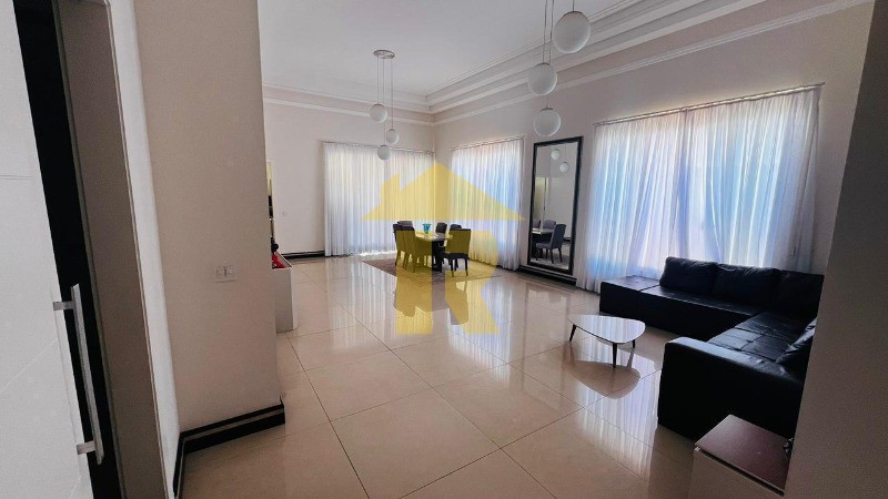Casa de Condomínio com 4 quartos à venda, 560m² — foto 2 de 40