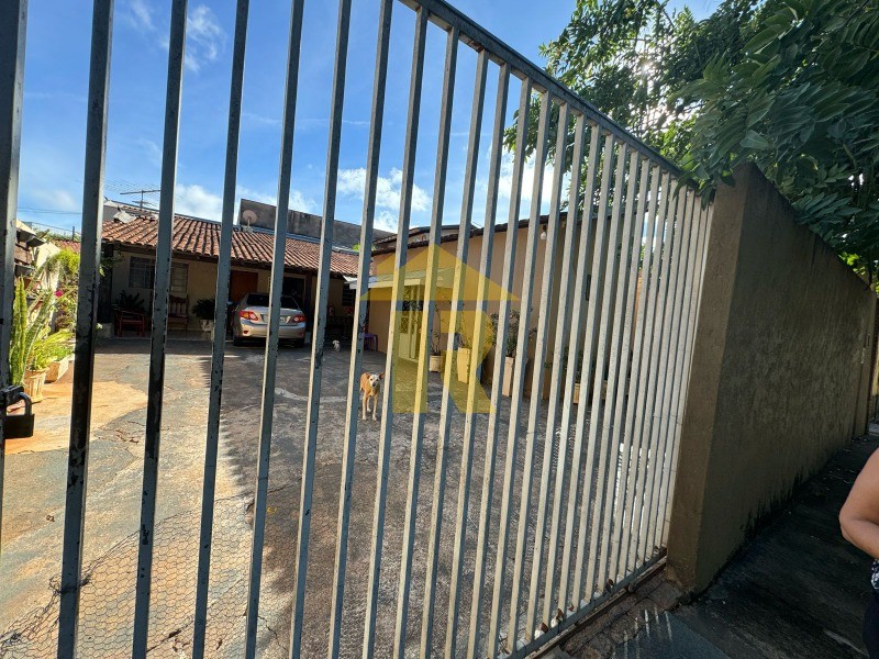 Casa com 2 quartos à venda, 120m² — foto 3 de 18