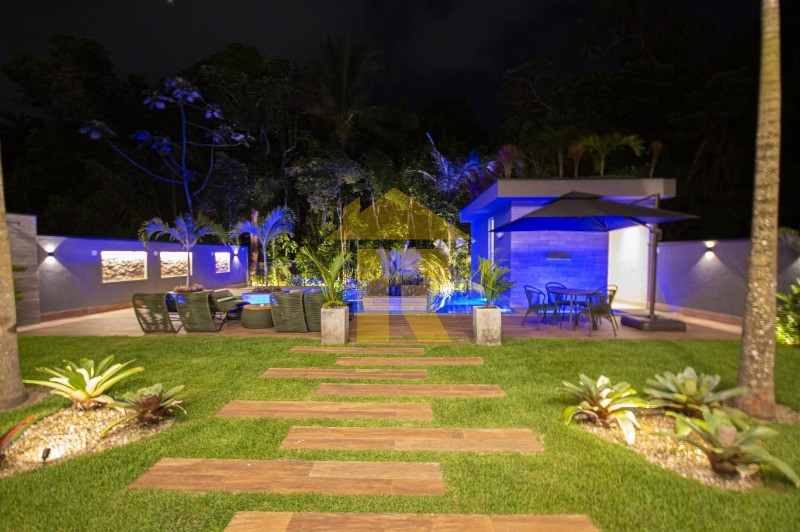 Casa com 6 quartos à venda — foto 17 de 95