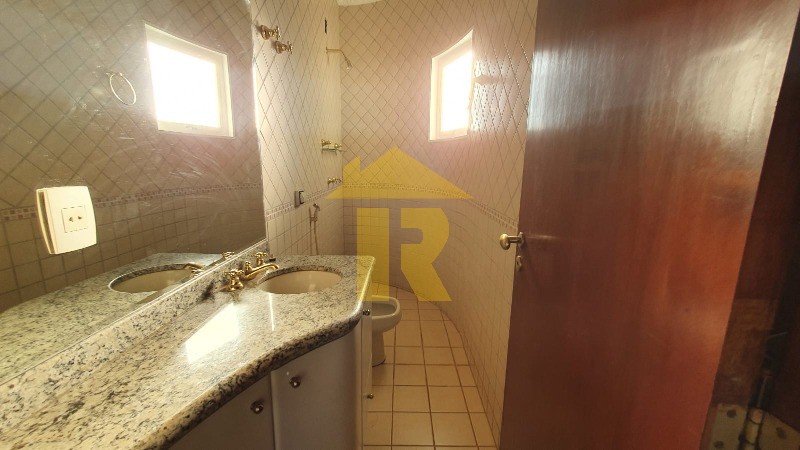 Casa de Condomínio com 4 quartos à venda e aluguel, 446m² — foto 41 de 58