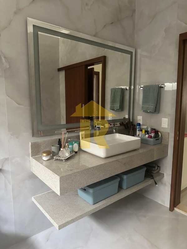 Casa com 3 quartos à venda, 250m² — foto 10 de 17