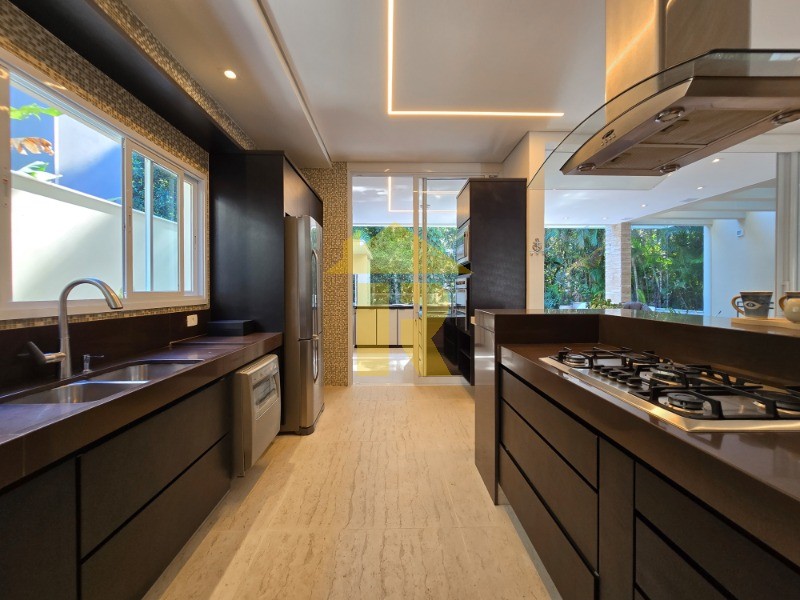 Casa de Condomínio com 6 quartos à venda, 500m² — foto 21 de 81