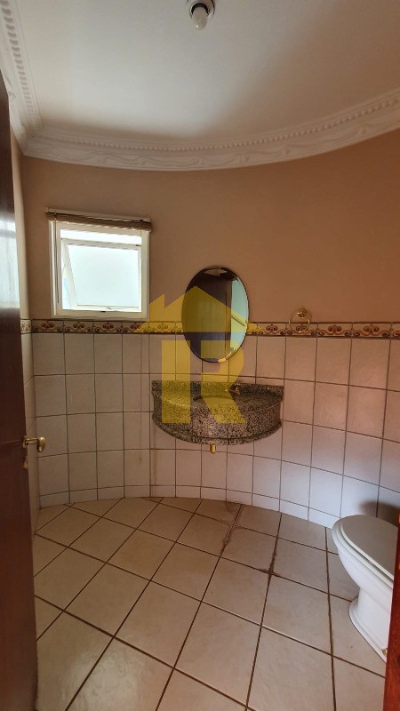 Casa de Condomínio com 4 quartos à venda e aluguel, 446m² — foto 8 de 58