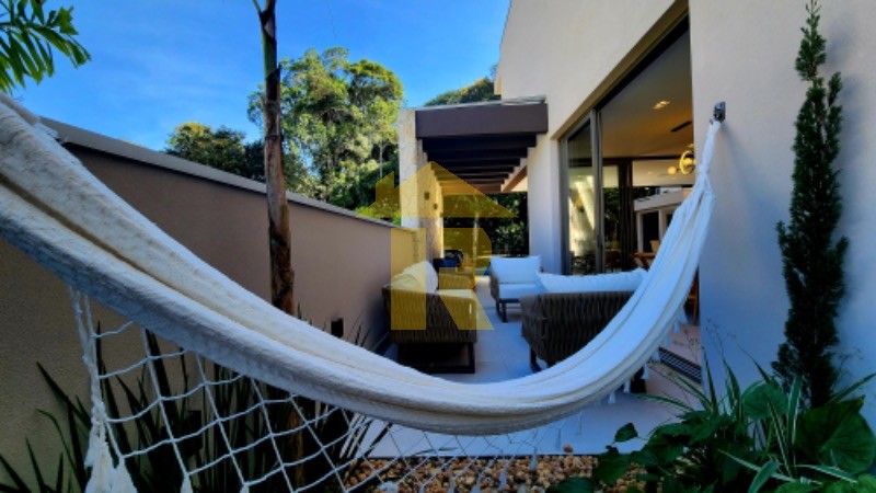 Casa de Condomínio com 6 quartos à venda, 370m² — foto 15 de 25