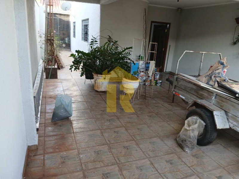 Casa com 3 quartos à venda, 158m² — foto 4 de 24