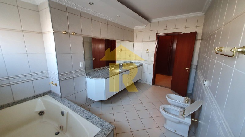 Casa de Condomínio com 4 quartos à venda e aluguel, 446m² — foto 56 de 58