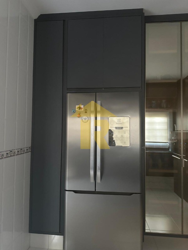 Casa com 3 quartos à venda, 250m² — foto 7 de 17