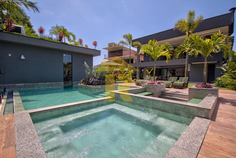 Casa com 6 quartos à venda — foto 94 de 95