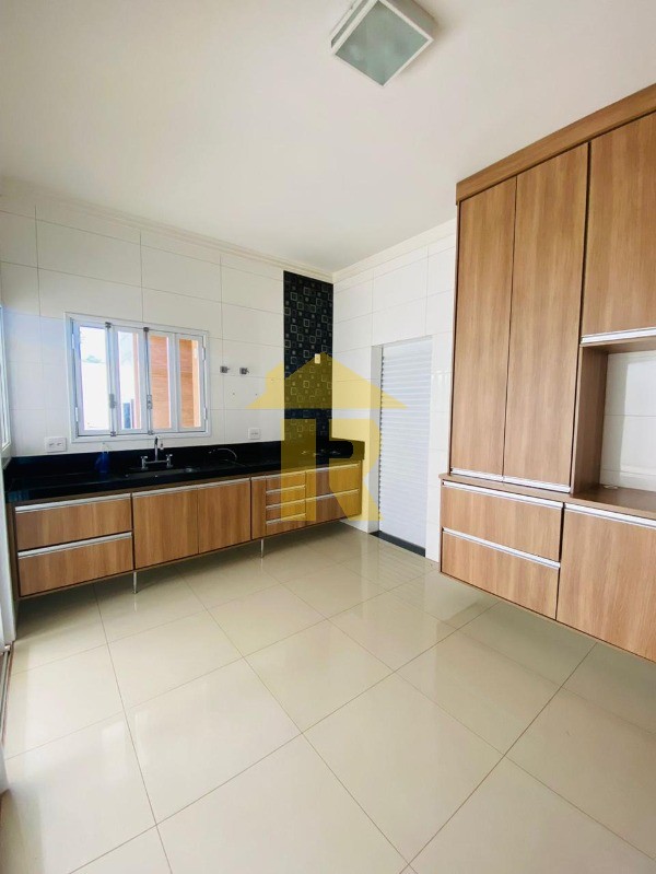 Casa de Condomínio com 3 quartos à venda e aluguel, 170m² — foto 20 de 30
