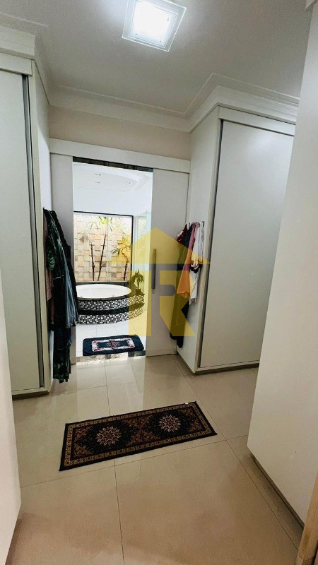 Casa de Condomínio com 4 quartos à venda, 560m² — foto 11 de 40