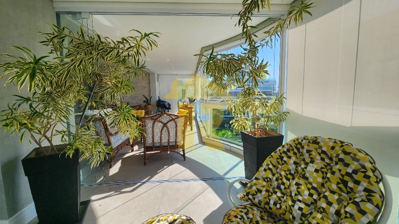 Apartamento com 3 quartos à venda, 163m² — foto 18 de 35