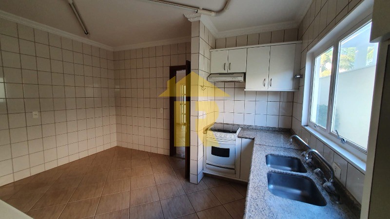 Casa de Condomínio com 4 quartos à venda e aluguel, 446m² — foto 17 de 58