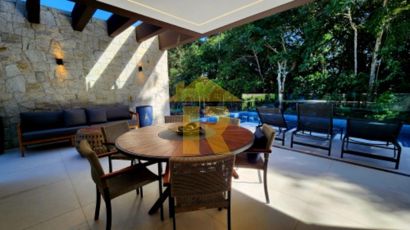 Casa de Condomínio com 6 quartos à venda, 370m² — foto 19 de 25