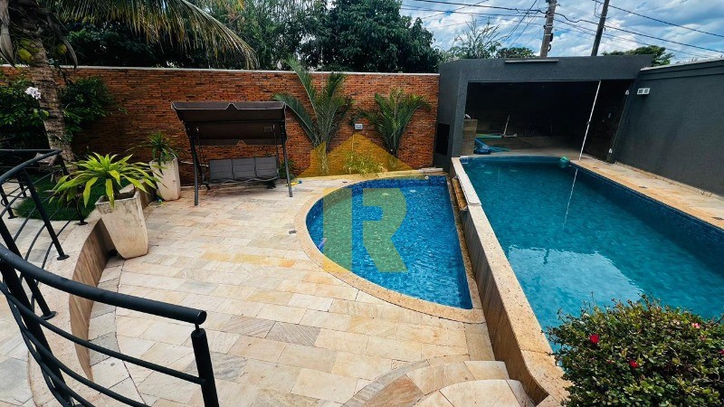 Casa de Condomínio com 4 quartos à venda, 560m² — foto 34 de 40