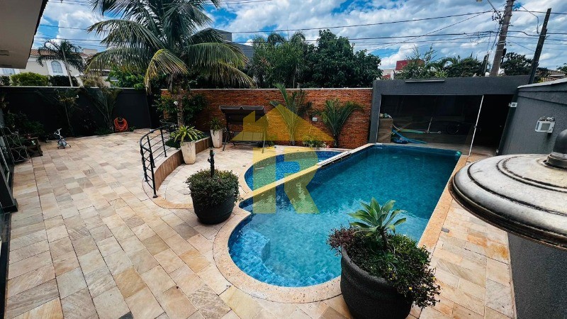 Casa de Condomínio com 4 quartos à venda, 560m² — foto 33 de 40