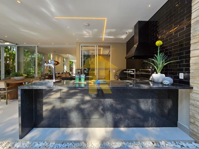 Casa de Condomínio com 6 quartos à venda, 500m² — foto 25 de 81