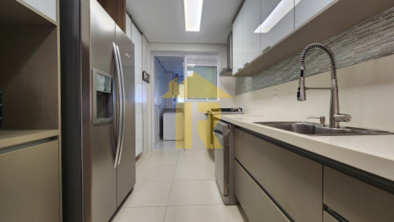 Apartamento com 4 quartos à venda, 153m² — foto 5 de 38