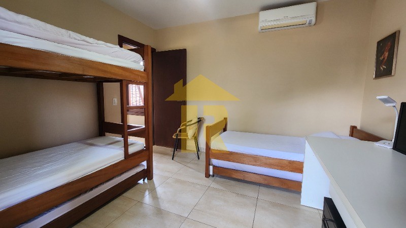 Casa com 5 quartos à venda e aluguel — foto 40 de 51