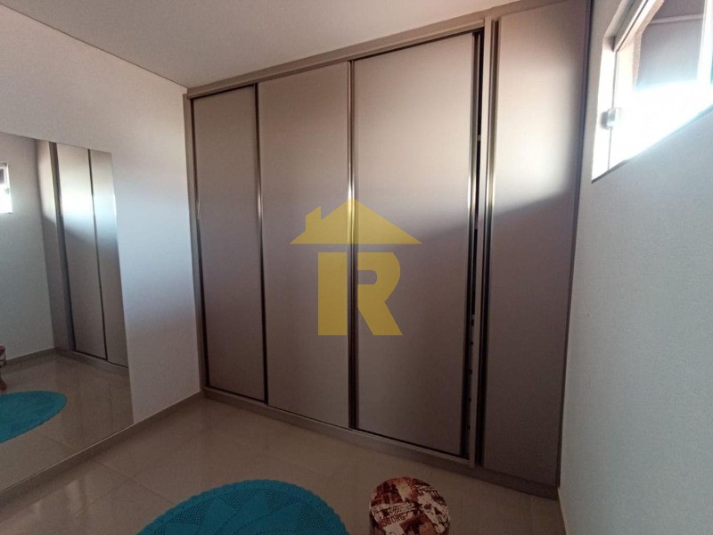 Casa com 3 quartos à venda, 167m² — foto 11 de 36