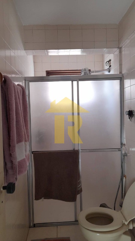 Apartamento com 2 quartos à venda, 70m² — foto 9 de 13