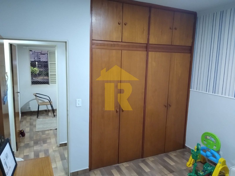Apartamento com 2 quartos à venda, 70m² — foto 5 de 10
