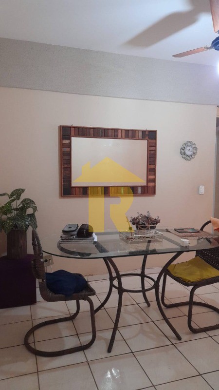 Apartamento com 2 quartos à venda, 70m² — foto 2 de 13